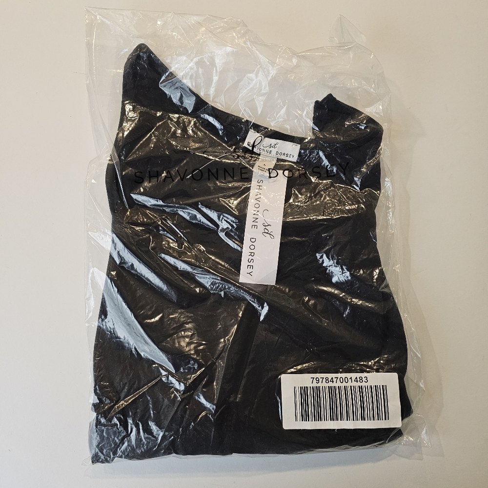 NWT Shavonne Dorsey Black Asymmetrical Neck Long Sleeve Blouse Top Size L - Picture 9 of 9